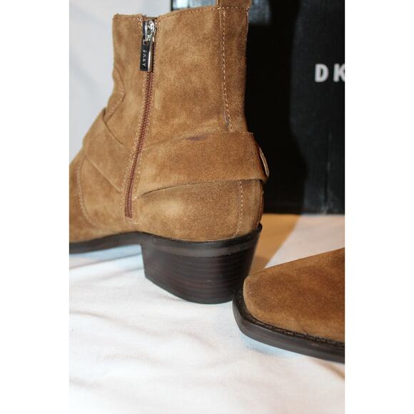 NIB Women's Mina Brown Suede Western Harnessed Square Toe Ankle Boots Size‎ 8.5 - Picture 4 of 7